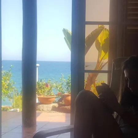 Apartment Altamar Beachfront